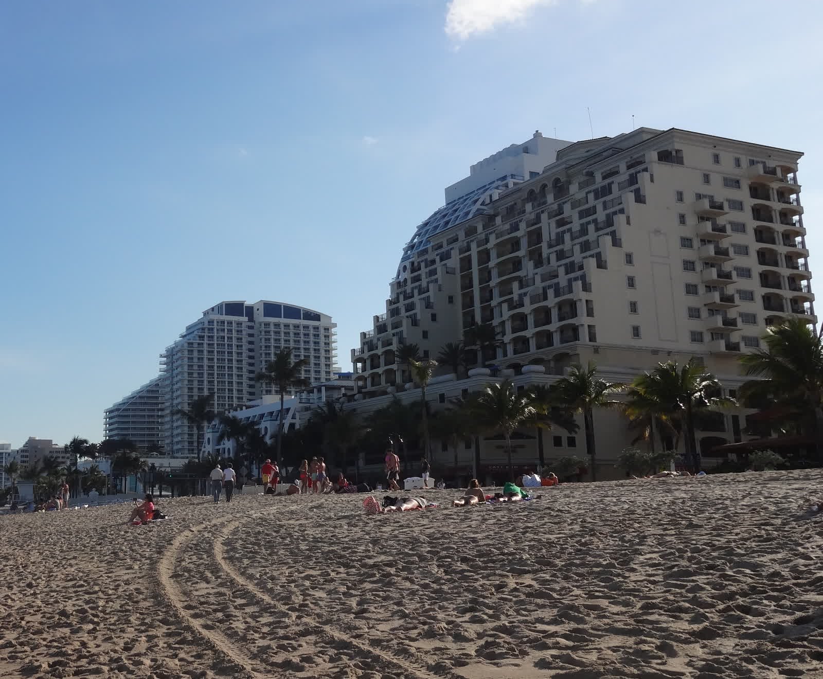The Fort Lauderdale beachfront with the A1A high rises behind it